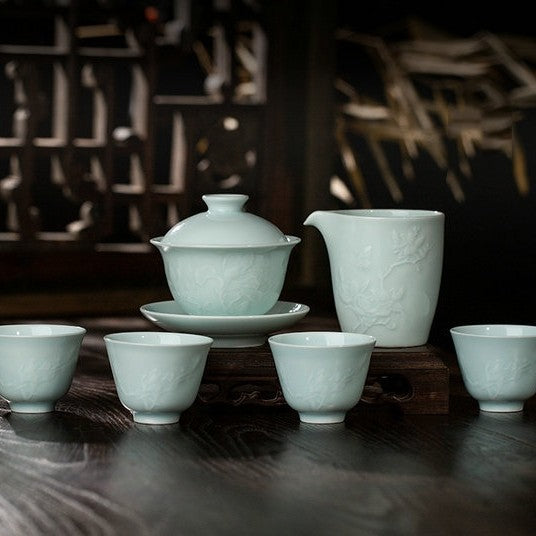 Boutique Tea Set Ceramic Gaiwan Floral Relief Porcelain Tea Cup Pitcher Orchid