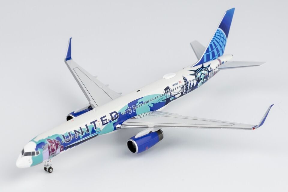 1:400 NG Model UNITED BOEING 757-200 Passenger Airplane Diecast Aircraft Model