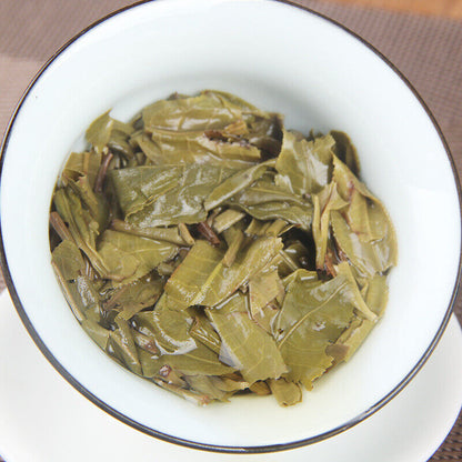 357g Icelandic Raw Tea Cake Spring Tea Pure Sweet Mengku Pu'er Seven Seed Cake