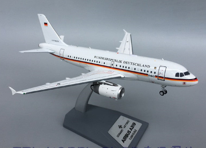 JFOX GERMAN AIR FORCE BUNDESREPUBLIK DEUTSCHLAND AIRBUS A319 15+01 1/200 model