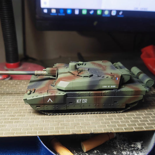 ARTISAN 1/72 French Leclerc Main Battle Tank S2 Finished Tank Model Display