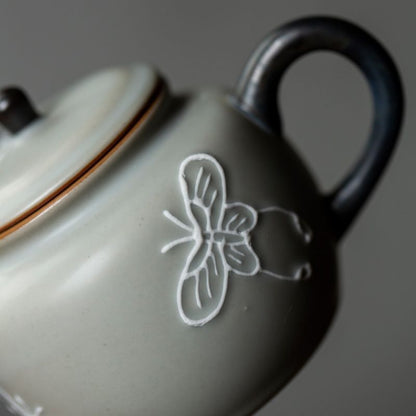 10.5CM Chinese Hand-painted Teapot Retro Ceramic Kung Fu Tea Set Accessories