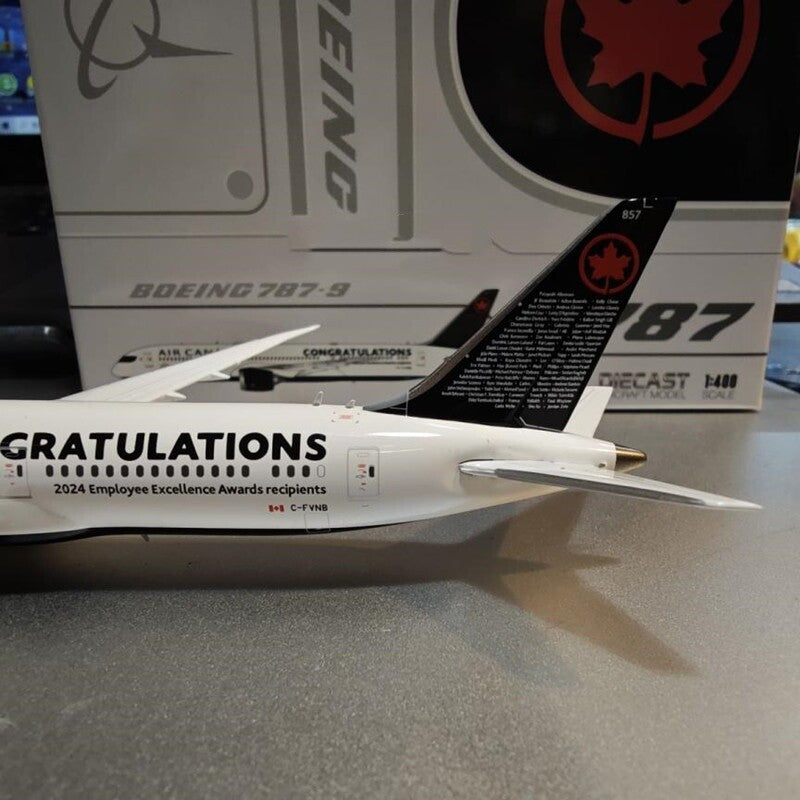 1:400 JC Wings Air Canada Boeing 787-9 Airplane Diecast Aircraft Model