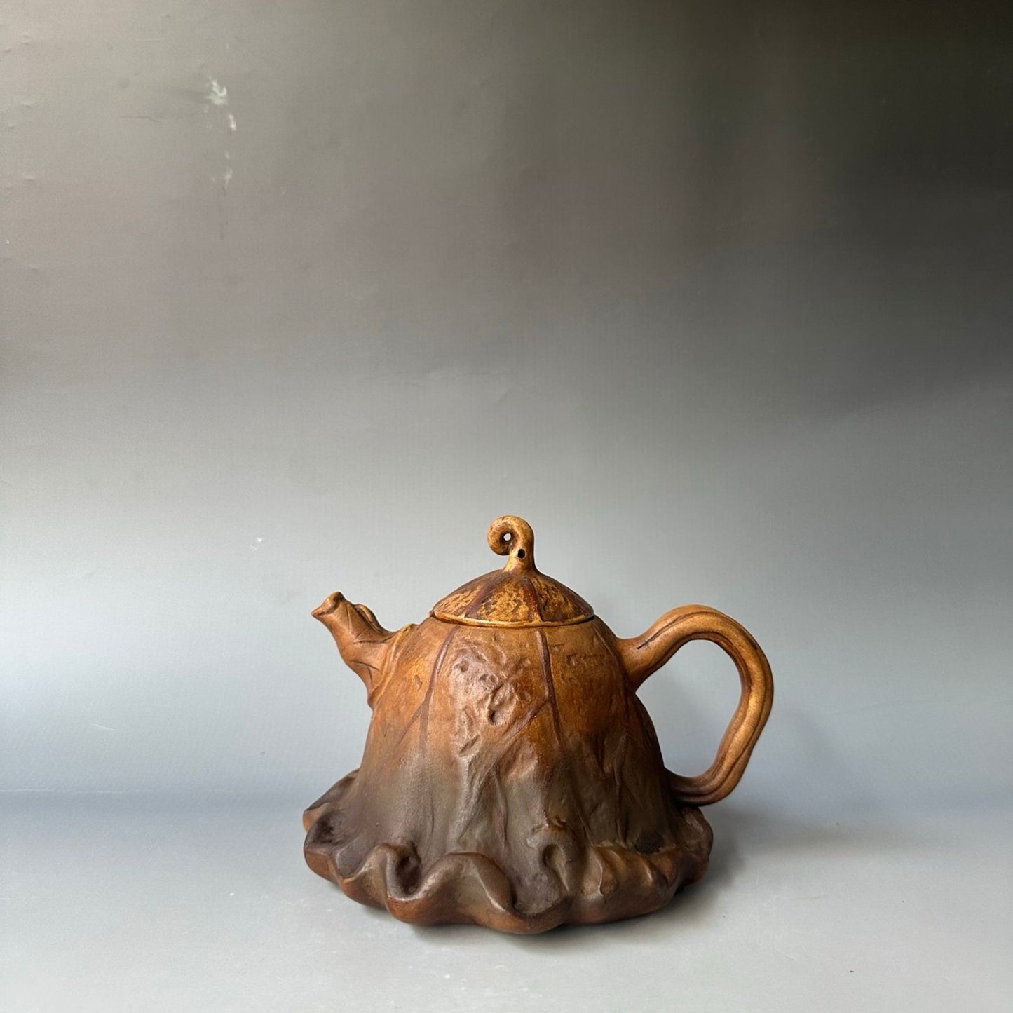 Chinese Yixing Zisha Clay Handmade Exquisite Lotus Leaf Teapot 30530