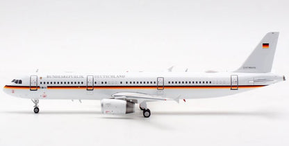 INFLIGHT BUNDESREPUBLIK DEUTSCHLAND German for AIRBUS A321 15+04 1/200 model