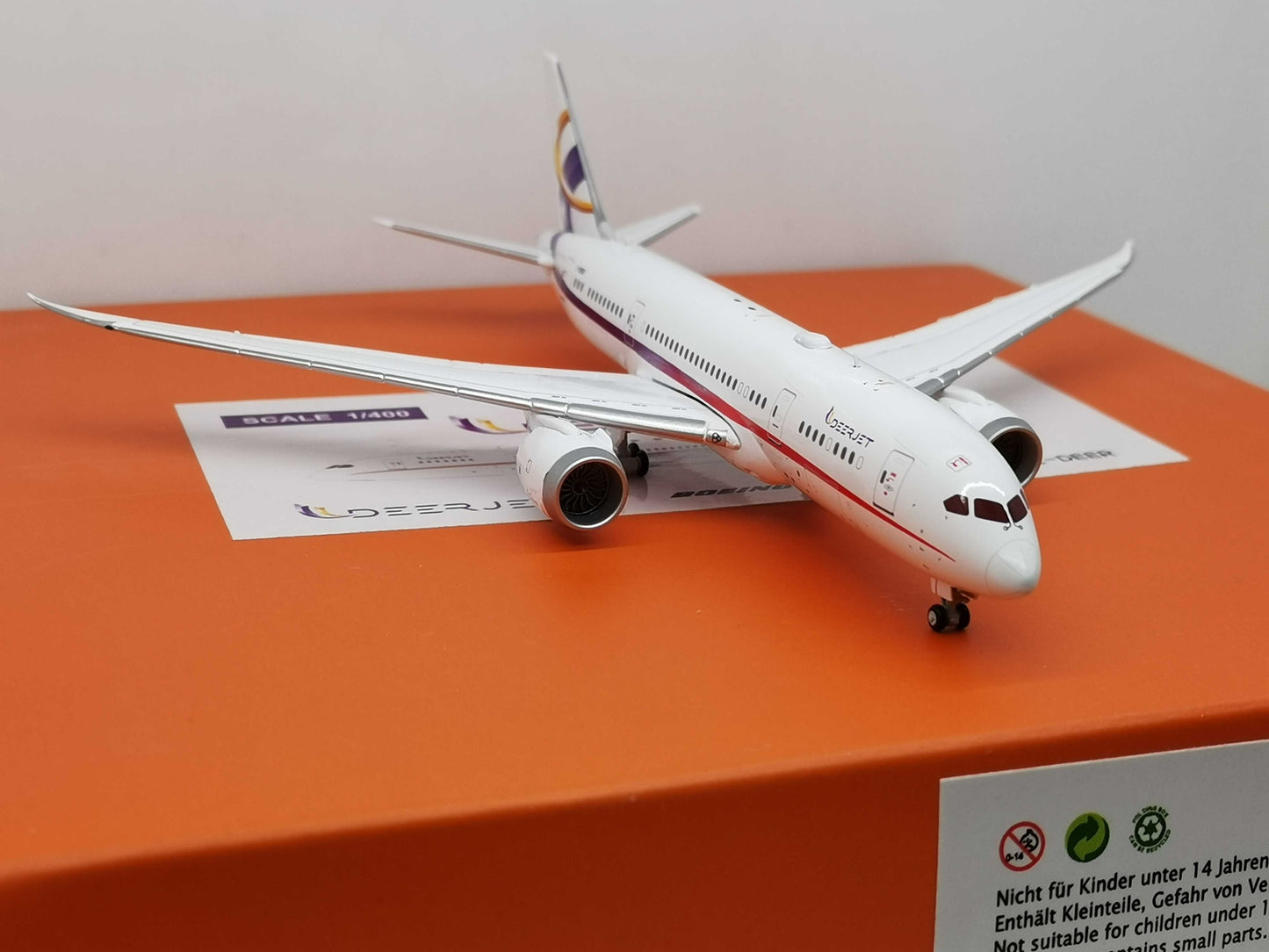 1:400 JC Wings DEERJET B787-8 Passenger Airplane Diecast Aircraft Model
