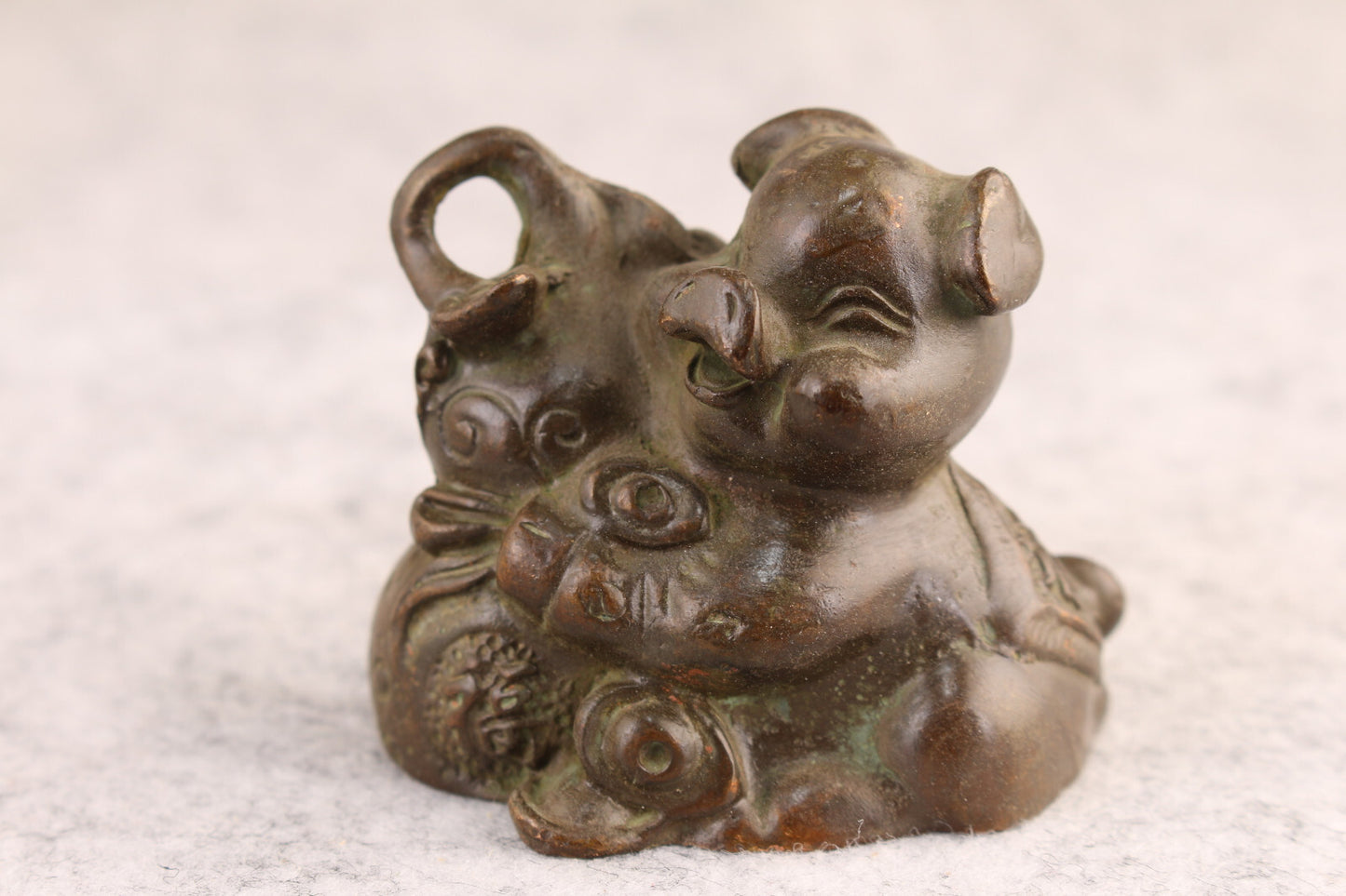 Gift Tea Pet Chinese Bronze Pig Figure Lovely Animal Art Statue Decoration