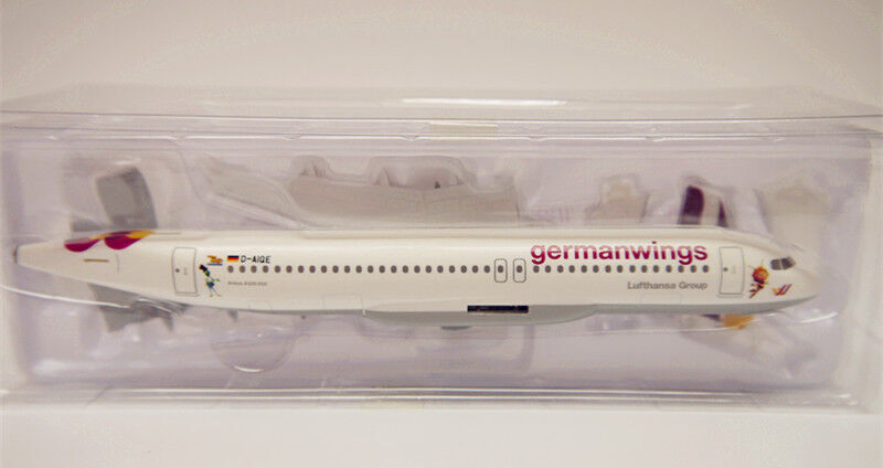 1:200 HOGAN Germanwings AIRBUS A320 Passenger Airplane ABS Plastic Plane Model