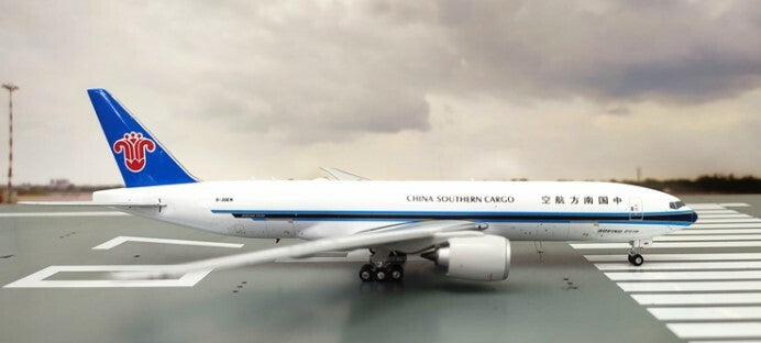Phoenix China Southern Cargo B777-200F B-20EM 1/400 diecast plane model aircraft