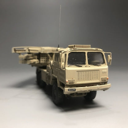 1/72 SR5 long-range rocket launcher model