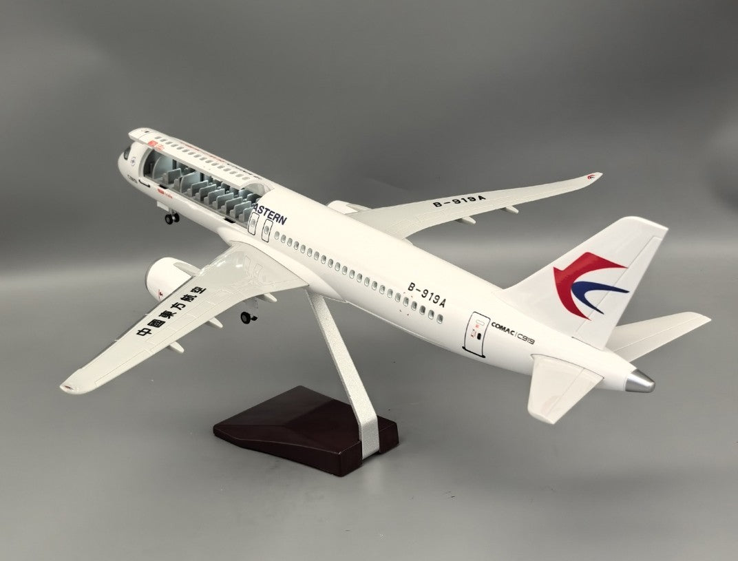 47CM 1:82 CHINA EASTERN COMAC C919 Airplane Landing Gear Aircraft Resin Model