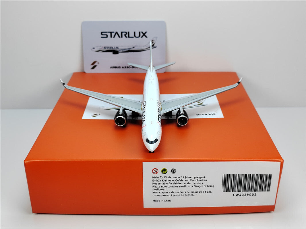 1:400 JC Wings STARLUX AIRBUS A330-900neo Passenger Airplane Diecast Model