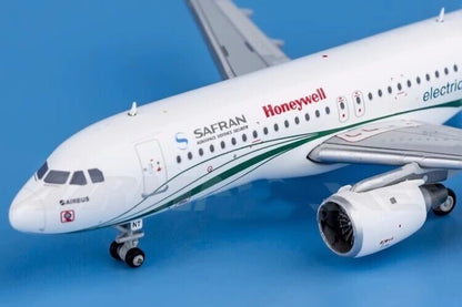 1:400 JC Wings SAFRAN AIRBUS A320 Passenger Airplane Diecast Aircraft Model