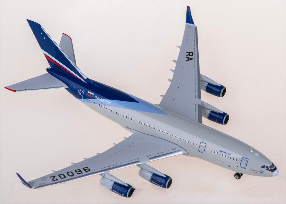 1:400 Phoenix Ilyushin Airbus Il-96-300 Plane Aircraft Diecast Airplane Model