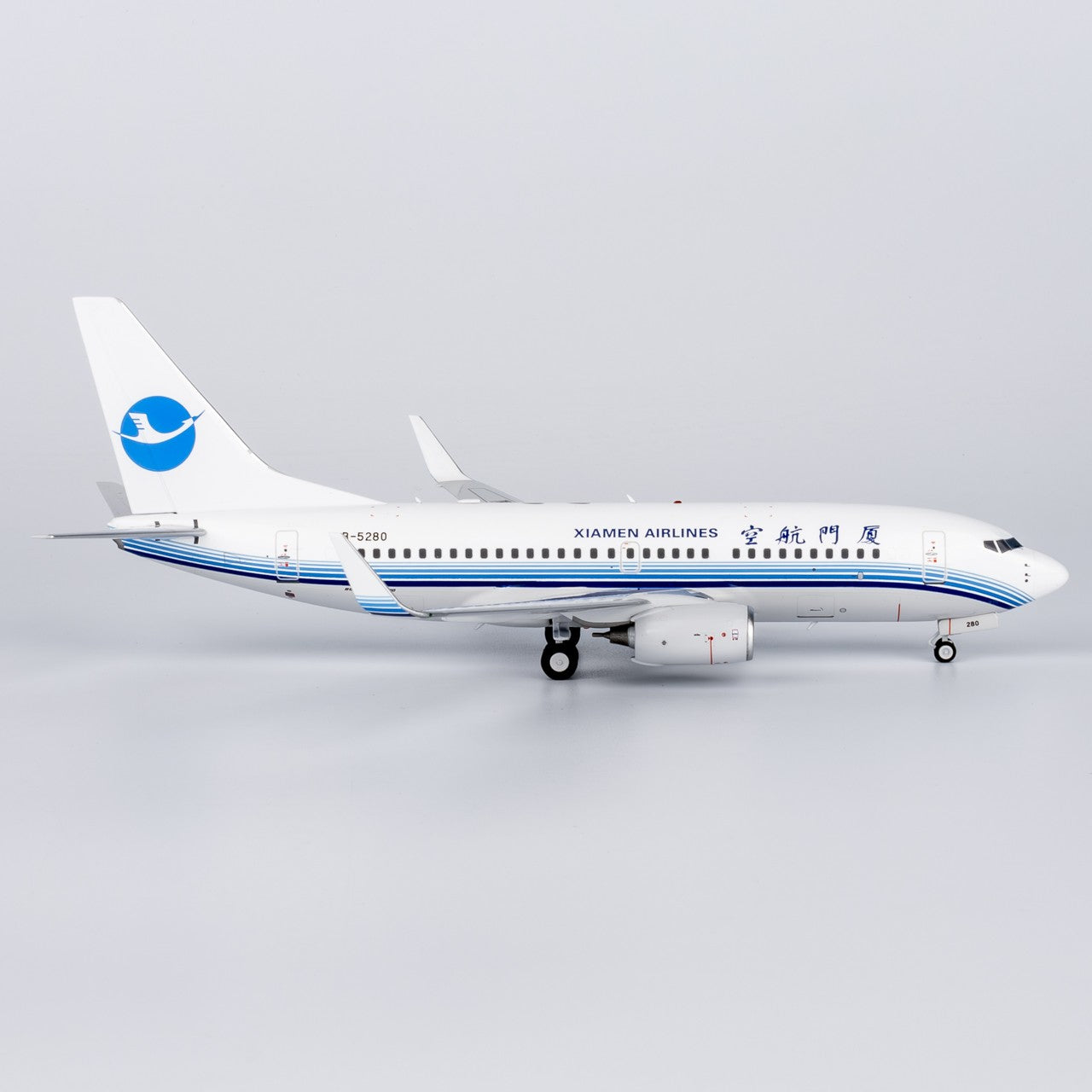 1:200 XiamenAir CCP XiamenAir Boeing 737-700 Passenger Diecast Airplane Model