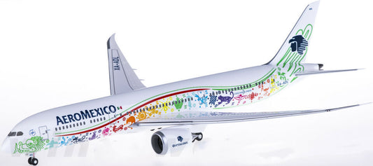 1:200 32CM Hogan AEROMEXICO BOEING 787-9 Passenger Airplane ABS Plastic Model