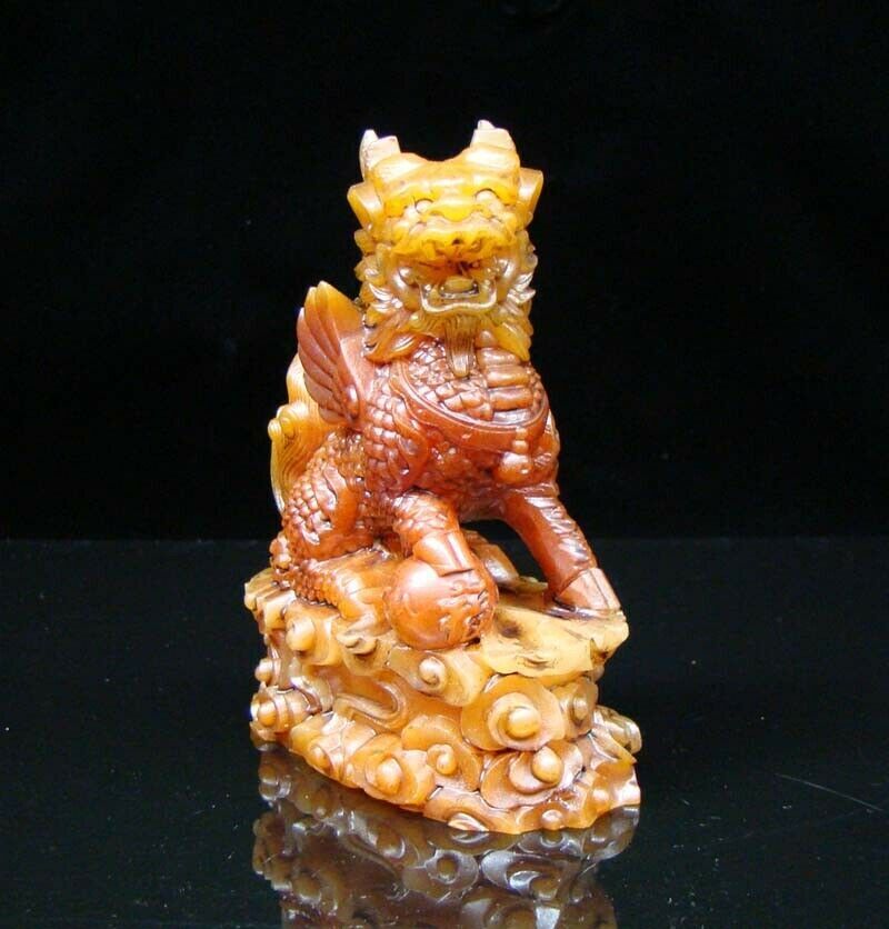 Chinese Shoushan Stone Jade Handmade Carved Statue Lion Exquisite
