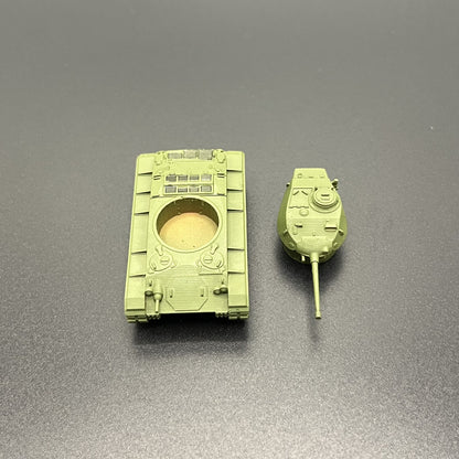 1/144 Light Tank M24 Chaffee Model World War II Tank