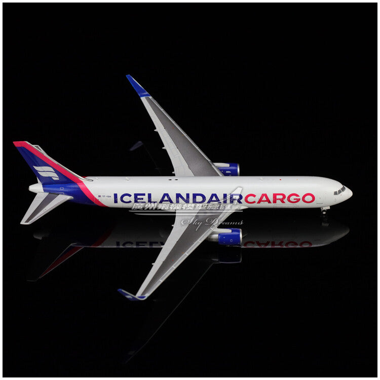 1:400 JC Wings ICELANDAIR BOEING 767-300ER Airplane Diecast Aircraft Plane Model