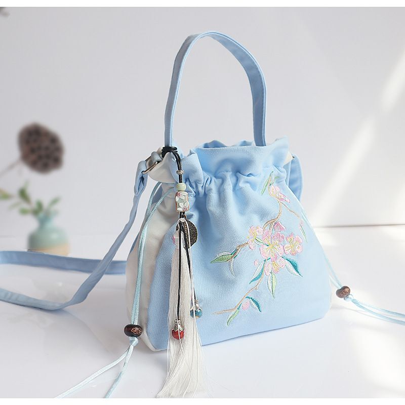 Embroidered Shoulder Bag Flower Bunch Mouth Tassel Exquisite Handbag Polyester