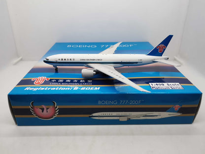 1:400 Phoenix CHIAN SOUTHERN CARGO BOEING B777-200F Diecast Aircraft Plane Model