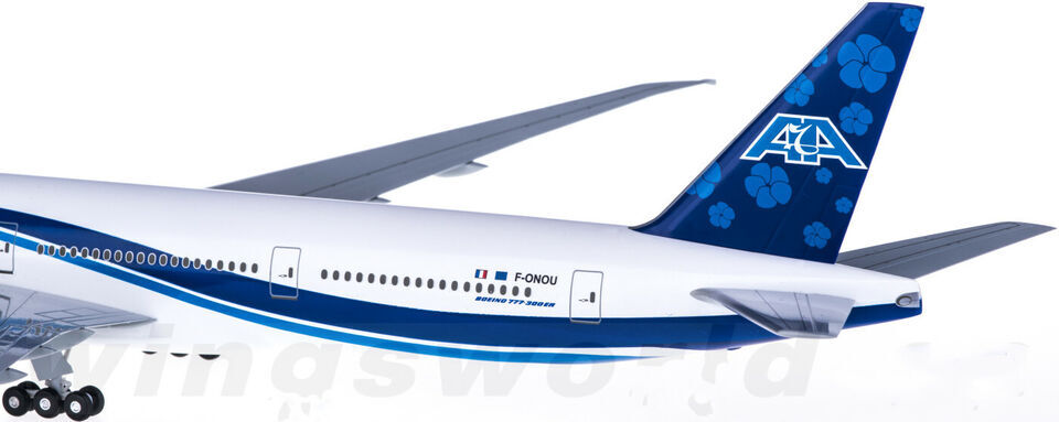 1:200 37CM Hogan AIR AUSTRAL BOEING 777-300ER Passenger Plane ABS Plastic Model
