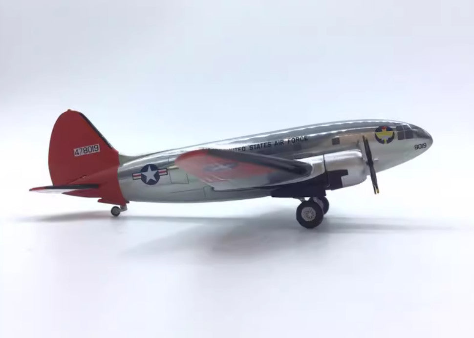 1:200 AeroClassics U.S. Air Force Curtiss C-46 Airplane Diecast Aircraft Model
