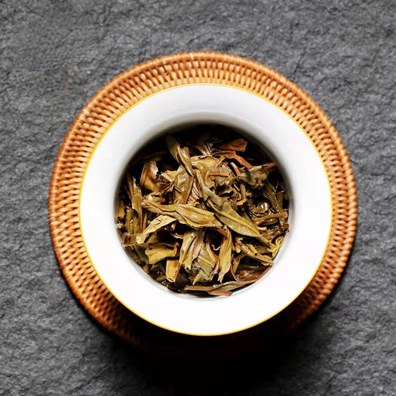 Moon Round Green Food Puerh Tea Moon Cake Flower Good 100g/3.52oz Pu'er Raw Tea