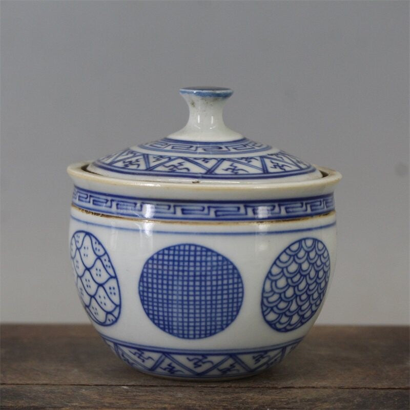 3.3" Collection Chinese Blue-and-white Porcelain Tea-leaf Lid Pot