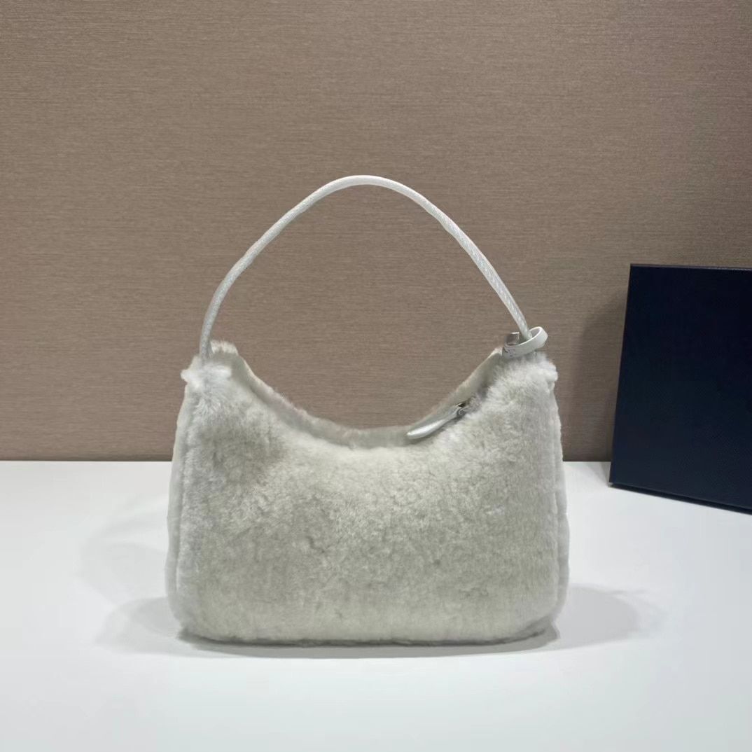 Fashionable Cashmere Underarm Shoulder Bag Versatile Nylon Shell Shape Purse 1PC