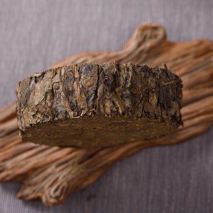 Anhua BaiLiang Cha Bing Bai Liang Dark Tea Golden Flower Hua Juan Cha 100g