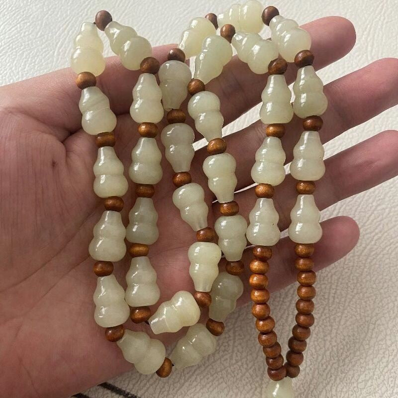 Natural Jade Gourd Pendant Necklace Hand Carved Jade Beaded Chain Jewelry