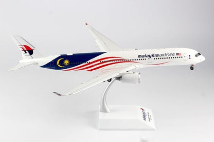 1:200 33CM JC WINGS Malaysia AIRLINES A350-900 Airplane Flap Down Diecast Model