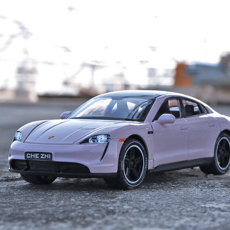 1:32 Porsche Taycan Coupe Diecast Model Car Alloy Metal Toy Vehicle Collection