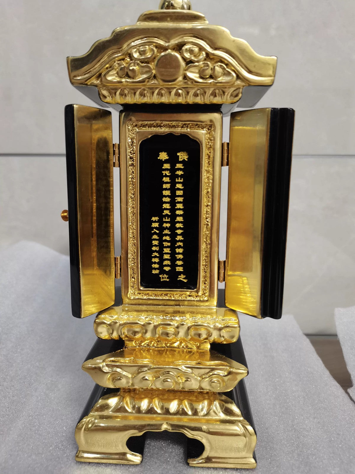Small Buddhist Altar Butsudan Shrine God Zen House Gohonzon Amulet Home Decor