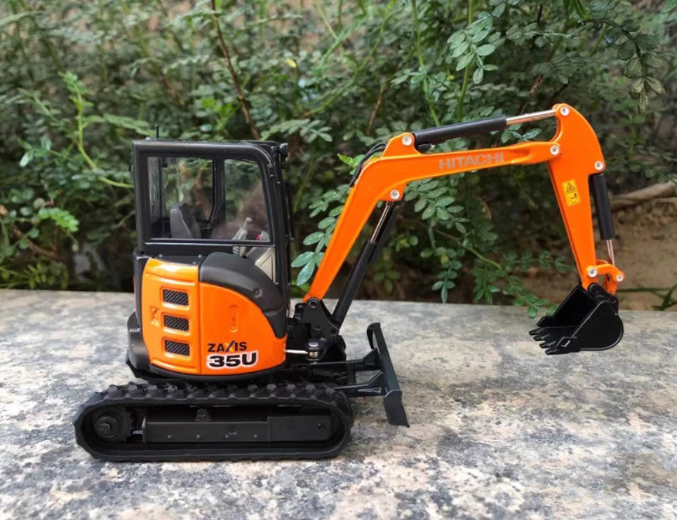 1:30 ZAXIS ZX35U-5A Mini Excavator Construction Machine Equipment Diecast Model