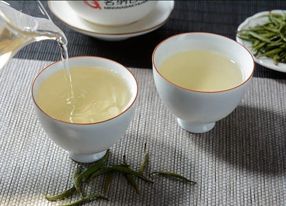 Sichuan Emei Shan Green Zhu Ye Qing tea,Bamboo Loose Leaf Cyan Bud Grüner tee