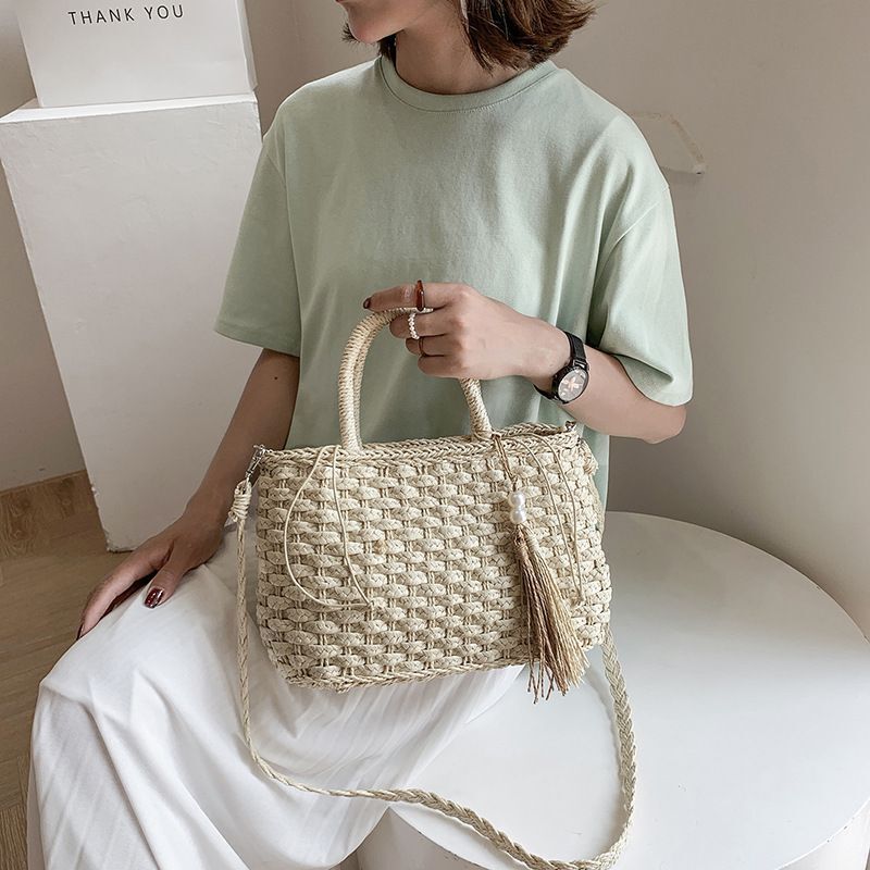 Summer Straw Shoulder Bag Pearl Tassel Weaving Vintage Large Handbag Shopper Bag