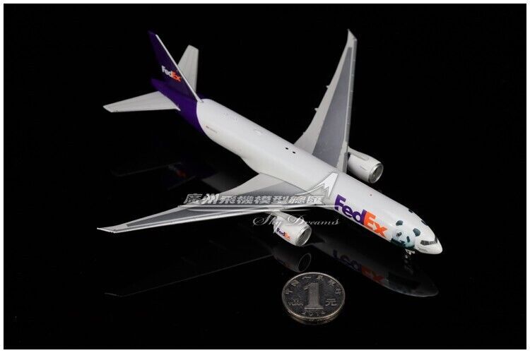 1:400 Phoenix FedEx BOEING 777-200F Passenger Airplane Diecast Aircraft Model
