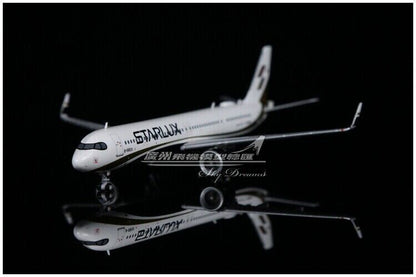 1:400 JC Wings STARLUX AIRBUS A321neo Passenger Airplane Diecast Aircraft Model