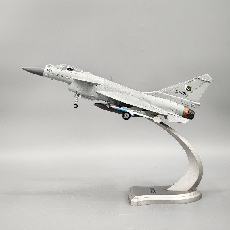 1:48 35CM The India-Pakistan Conflict J-10CE Fighter Jet Diecast Aircraft Model