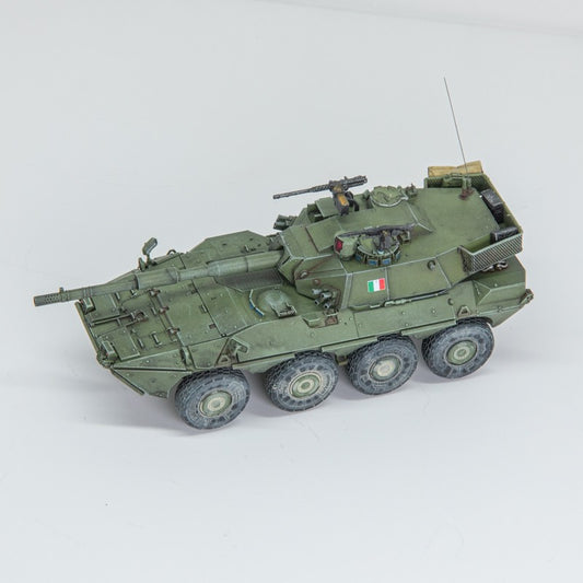 1/72 Italian Centaur tank destroyer Wheeled tank Finished product model