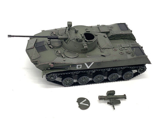 1/72 ARTISAN BMD2 Infantry Fighting Vehicle Tank Magnetic Turret Finished Model