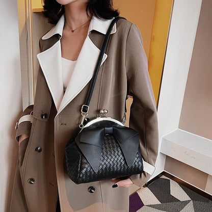 Handbag With Thick Bow Pleated Shoulder Clutch Purses Crossbody Bag 20*23*14 CM