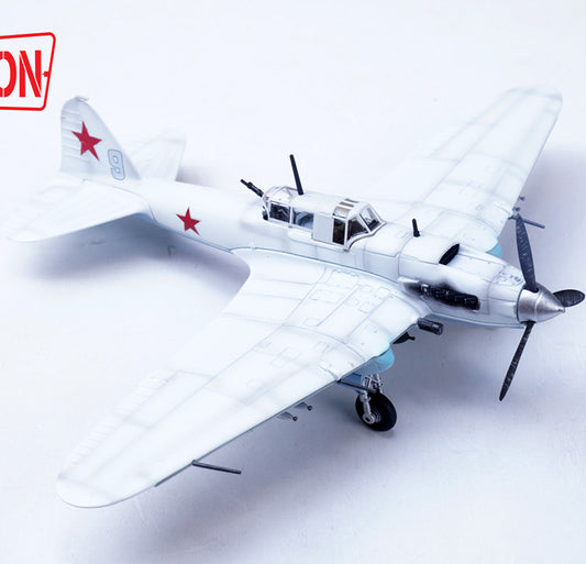1/72 Soviet Il-2 Attack Aircraft Model IL-2A Strike Aircraft Snow Coating Alloy