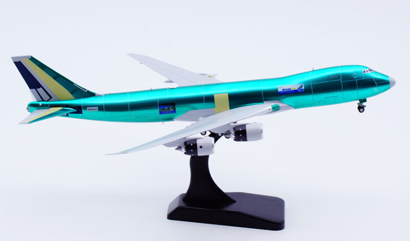 1:400 JC Wings BOEING B747-8F Passenger Airplane Diecast Plane Model