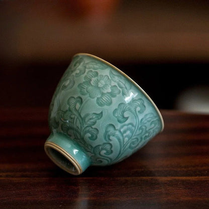 Celadon Relief Lotus Teacup Ancient Tea Bowl Jug Tea-tasting Meditation Cup