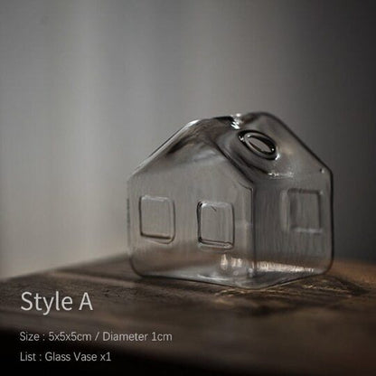 Glass Small House Shaped Vase Mini Hydropnic Terrarium Tabletop Flower Bottle