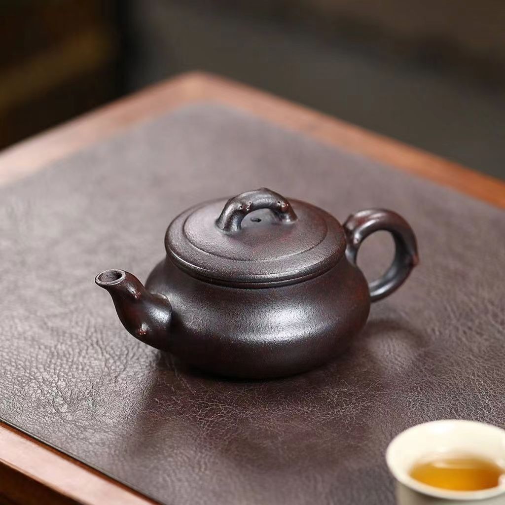 On Sales China Tea Pot Marked 220ml Original Ore Real Yixing Zisha Master Pot