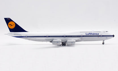1:200 SQ Wings Lufthansa Boeing 747-8 D-ABYT Passenger Airplane Diecast Model